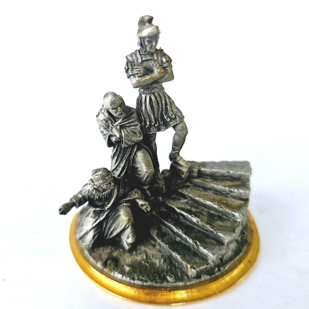 Vintage Franklin‎ Mint Pewter The Second Station Jesus Carries His Cross Figure